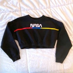 Forever 21 NASA space crop top sweat shirt size M Black